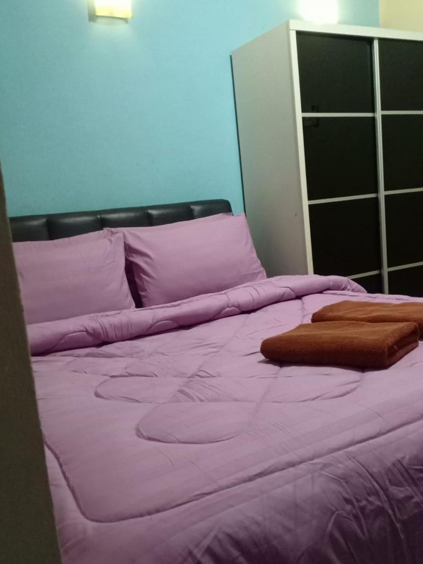 Manja Inn, Paka מראה חיצוני תמונה