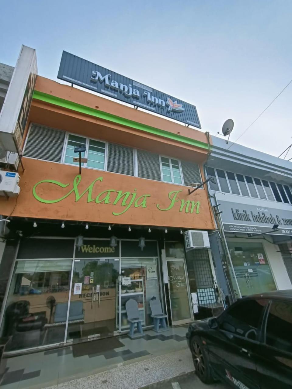 Manja Inn, Paka מראה חיצוני תמונה